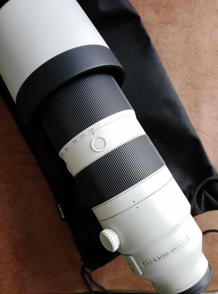 Sony FE 200-600mm F/5.6-6.3 G OSS,in nieuwe staat,incl.hoes, Ophalen of Verzenden, Nieuw, Telelens, Zoom