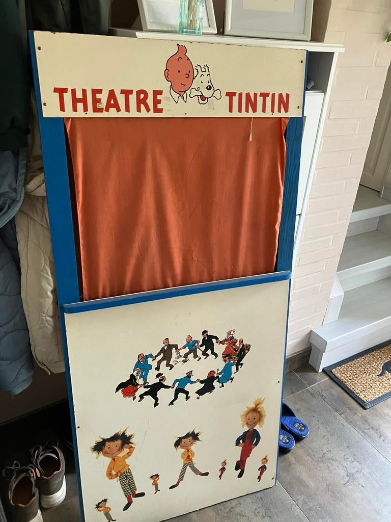 Grand theatre , Tintin, Hergé, Collections, Enlèvement, Tintin, Utilisé