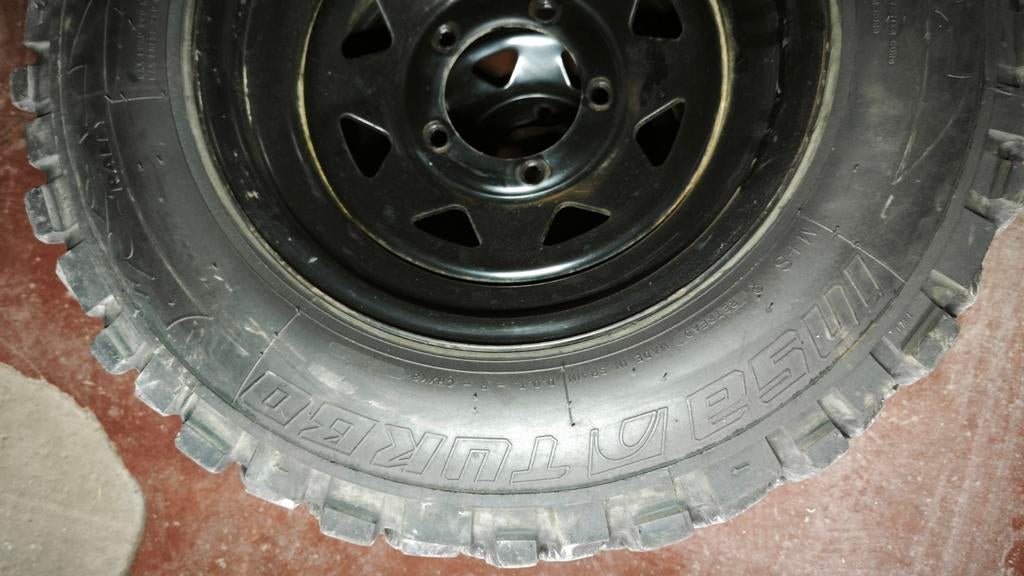 Jante Pneus off Road Suzuki, Pneu(s), Enlèvement, Autre, Autre