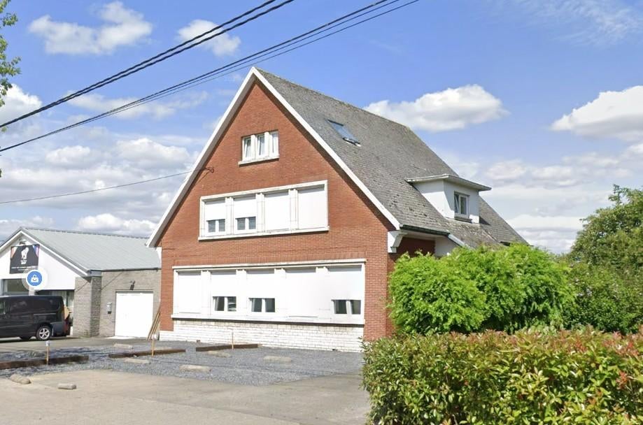 Gelijkvloers appartement te huur in Ghislenghien, Immo, Huizen te huur, Provincie Henegouwen, Benedenwoning, Via bemiddelaar, B