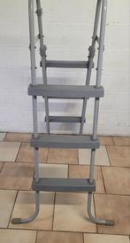 Échelle de piscine, Jardin & Terrasse, Enlèvement, Échelle