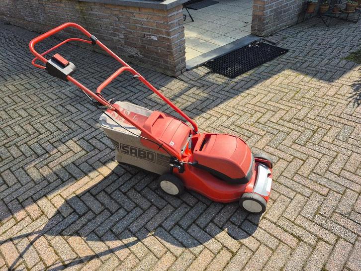 grasmachiene, Tuin en Terras, Grasmaaiers, Gebruikt, Elektrische grasmaaier, 30 t/m 39 cm, Cirkelmaaier, Elektrische starter, Mulchfunctie