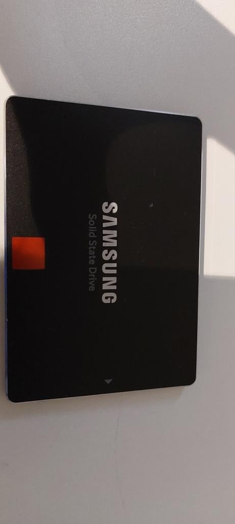 Samsung sata ssd 850 pro 256gb in goede staat., Informatique & Logiciels, Disques durs, Envoi
