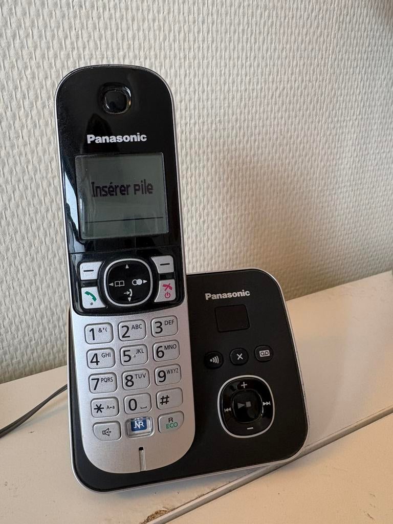 Téléphone portable Panasonic KX- TG821, Enlèvement ou Envoi, Comme neuf