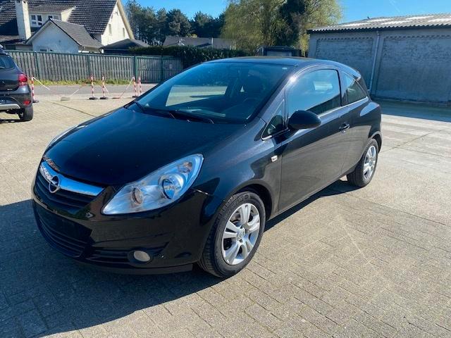 Opel corsa 1.2benz bj:2008 160000km al gekeurd voor verkoop, Autos, Opel, Entreprise, Achat, Corsa, Essence, Euro 4, Hatchback