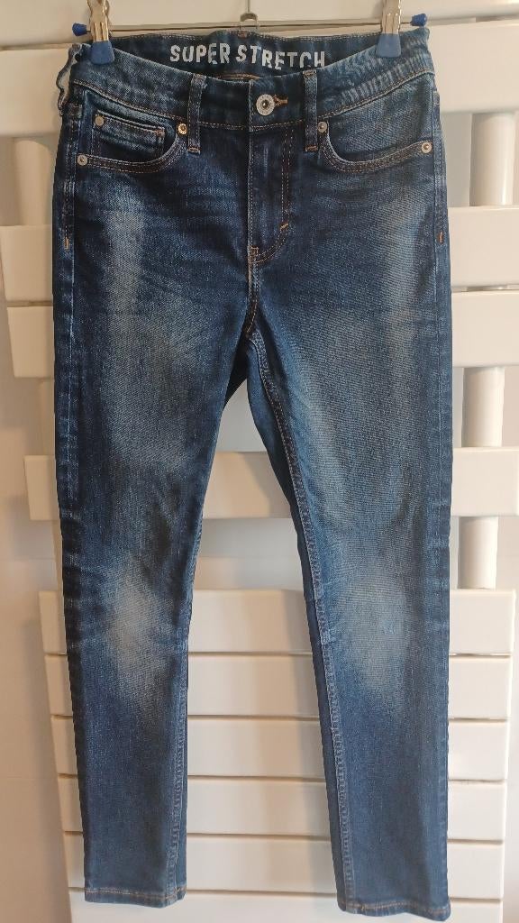 super stretch skinny jeans maat 146, Kinderen en Baby's, Kinderkleding | Maat 146, Broek, H&M, Ophalen of Verzenden, Zo goed als nieuw