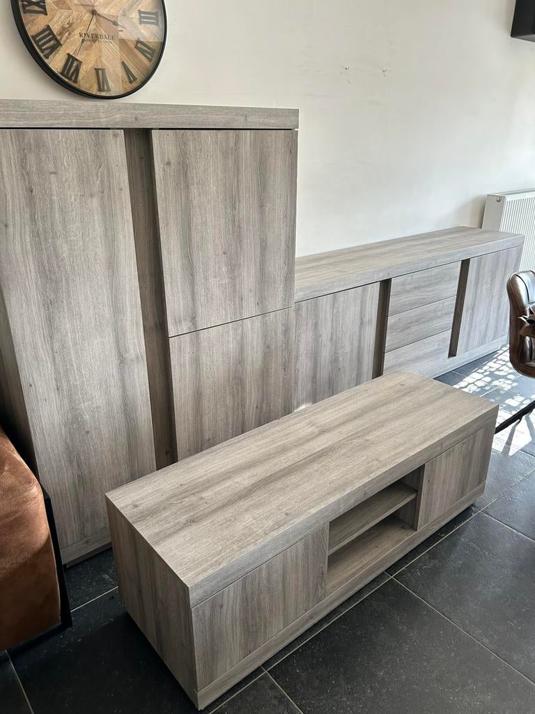 Dressoir/ barkast/ tafel/ tv-meubel/ spiegel, Ophalen