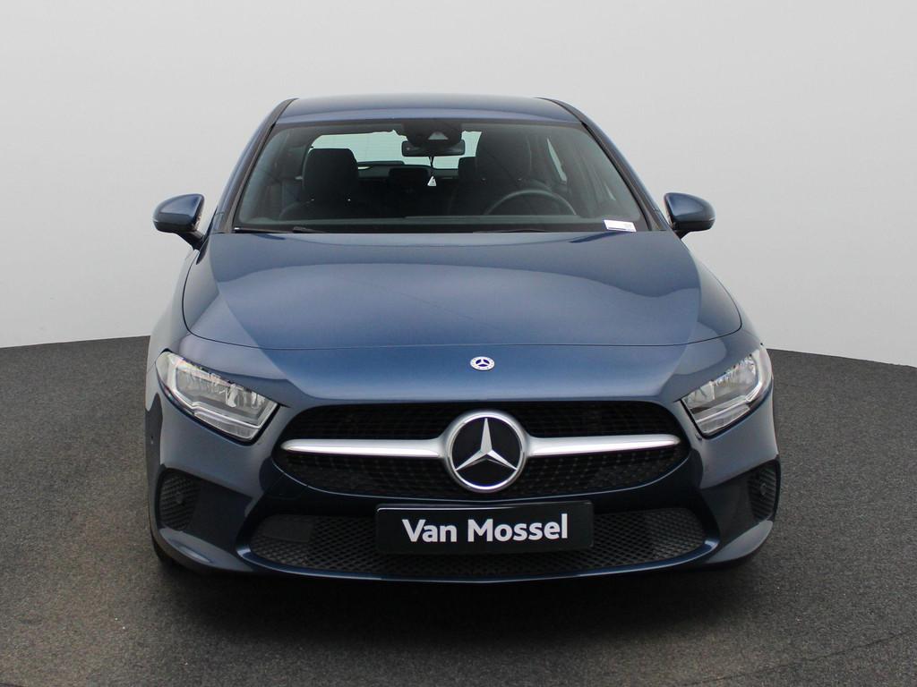 Mercedes-Benz A-Klasse 180 d Business Solution + PARKEERSENS, https://public.car-pass.be/vhr/5e0984fa-08c6-46f4-a286-7698096e0f79