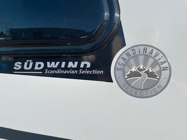 Exclusieve Knaus  Sudwind Scandinavian Selection 750 UFK, Caravans en Kamperen, Caravans, Particulier, meer dan 6, 2000 kg en meer