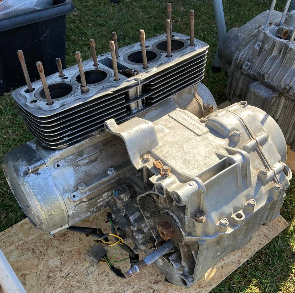 Motorblok Honda CB 400, Ophalen