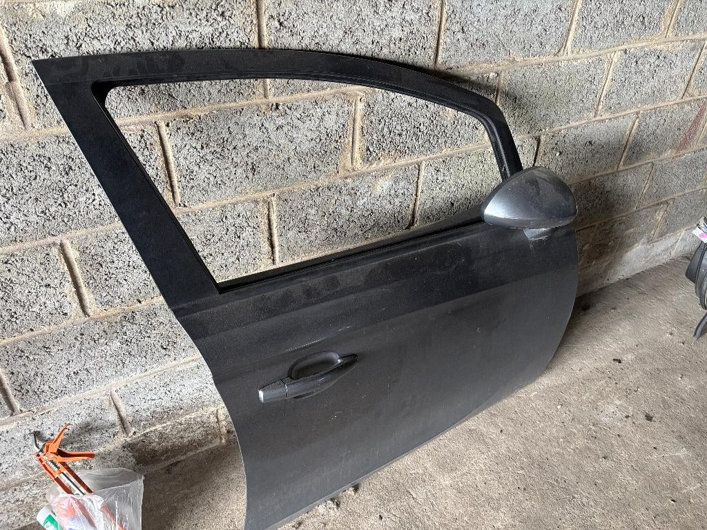 PORTIERE AVANT DROITE OPEL CORSA E, Autos : Pièces & Accessoires, Carrosserie & Tôlerie, Porte, Opel, Avant, Utilisé, Enlèvement