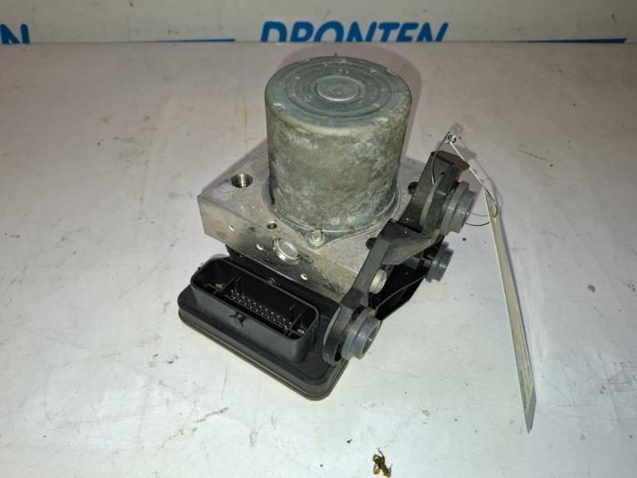 Pompe ABS d'un Volkswagen Polo, Autos : Pièces & Accessoires, Électronique & Câbles, Volkswagen, Utilisé, 3 mois de garantie, Enlèvement ou Envoi
