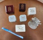 Lot de 6 anciennes petites boîtes de bijouterie en plastique, Enlèvement ou Envoi