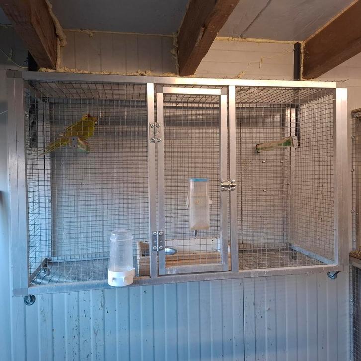 2 aluminium kooien en 5 transport kooien, Dieren en Toebehoren, Vogels | Hokken en Kooien, Vogelkooi, Aluminium, Ophalen