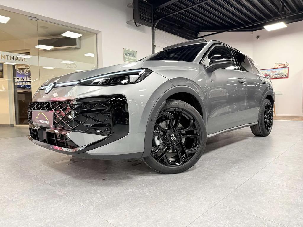 Volkswagen T-Roc T-Roc 1.5 TSI R-Line DSG NEW * black pack *, Autos, Neuf, Achat, 110 kW, Noir