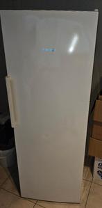 Diepvries bosch 195 liter in perfecte staat, Elektronische apparatuur, Ophalen, 150 tot 200 liter, 160 cm of meer, Zo goed als nieuw