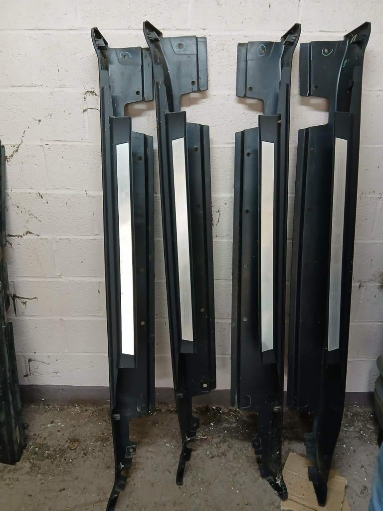 Bas de caisse mini one R50, R53,R56 nouveaux, Auto-onderdelen, Sidebars