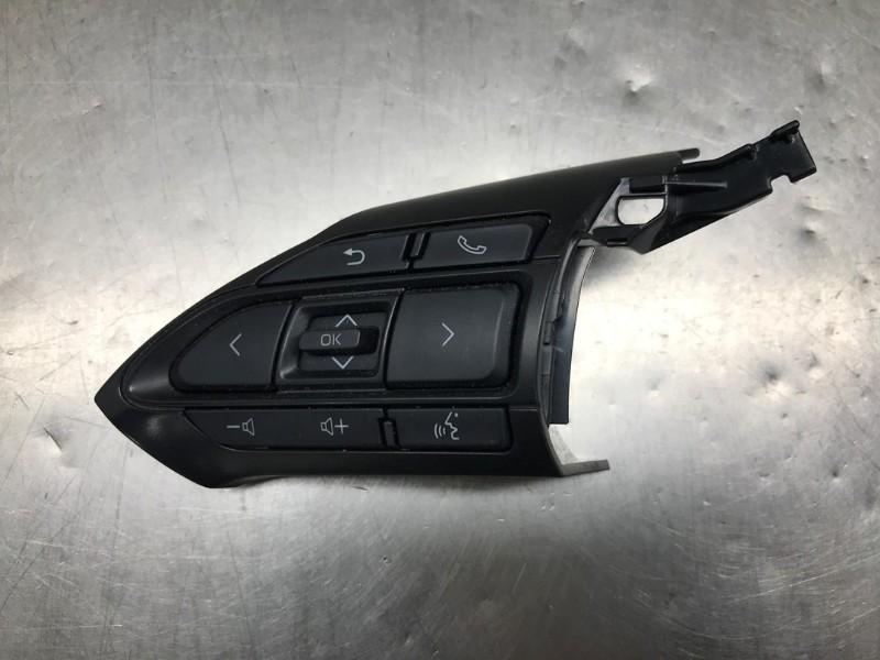 DIVERSEN Yaris IV (P21 / PA1 / PH1) (|CZ2957R25B|75N294|), Gebruikt, Dhr. M. Roggen, Toyota, Marinus@Japoto.nl