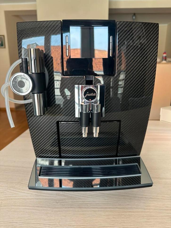 Jura J95 Carbon - in perfecte staat, Elektronische apparatuur, Koffiezetapparaten, Zo goed als nieuw, Koffiemachine, Ophalen
