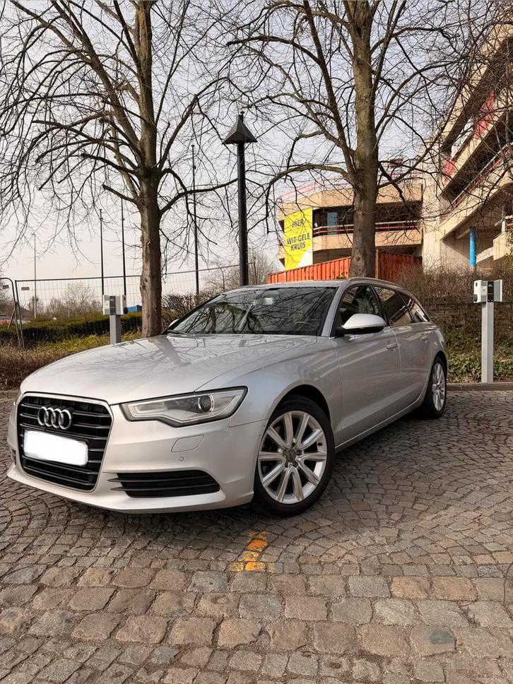 Audi A6 2.0 TDI Trekhaak nieuwe koppeling, Autos, Audi, Particulier, A6, ABS, Airbags, Air conditionné, Alarme, Bluetooth, Ordinateur de bord
