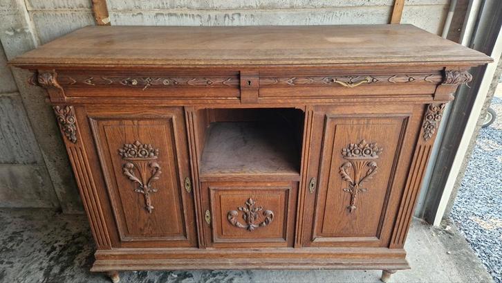 GRATIS Houten dressoir, Huis en Inrichting, Kasten | Dressoirs, Gebruikt, Ophalen