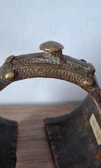 Gurunsi Burkina Faso bronzen armband, Antiek en Kunst, Ophalen of Verzenden