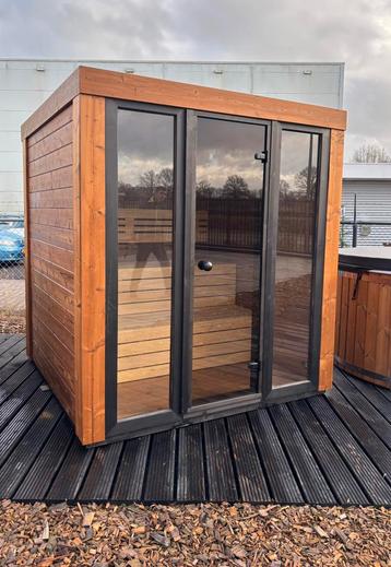 Ultieme wellness deal hottub + sauna houtgestookt of stroom  beschikbaar voor biedingen