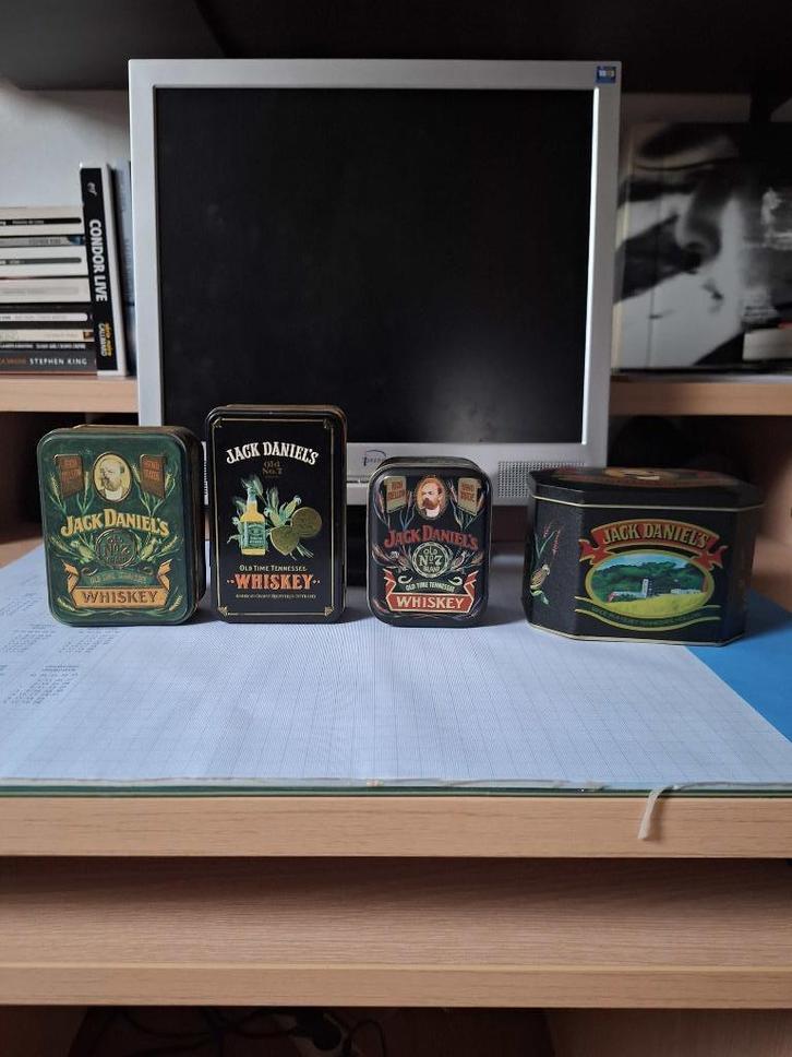 Jack Daniel's  Petites Boîtes Métal (vide), Verzamelen, Overige Verzamelen, Zo goed als nieuw, Ophalen