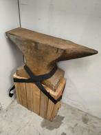 Zeer zwaar aambeeld, Enlèvement