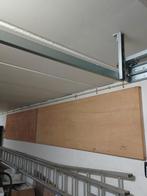 Grote party tafel met schragen, Ophalen