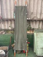 Civières - plusieurs dizaines, Enlèvement