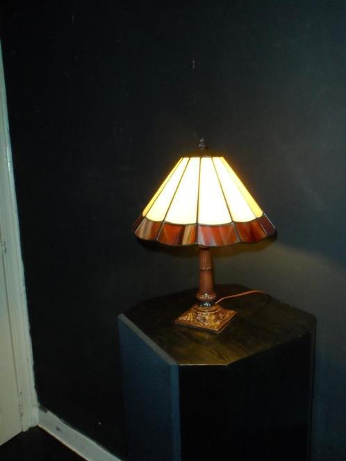 Antieke lamp op statief, Antiek en Kunst, Antiek | Verlichting, Ophalen