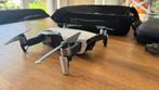Drone DJI Mavic Air Fly more combo, Audio, Tv en Foto, Drones, Ophalen, Zo goed als nieuw, Drone met camera