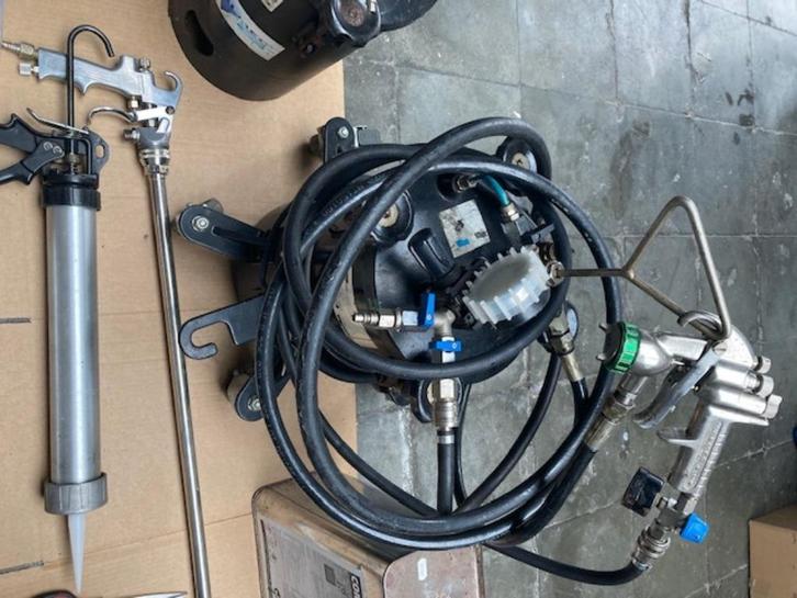 Professioneel DRUKVAT lijm VOOR EPDM, COMPLETE SET spotprijs, Doe-het-zelf en Bouw, Dakpannen en Dakbedekking, Zo goed als nieuw