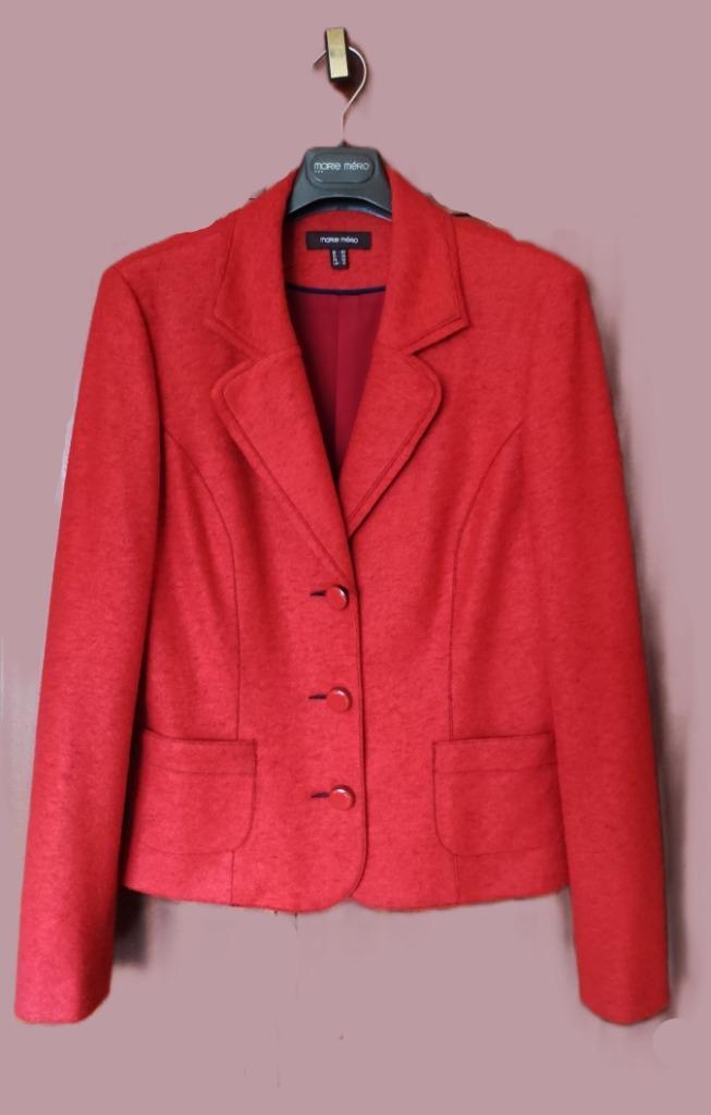 Rood vilten jasje, Kleding | Dames, Jasjes, Kostuums en Pakken, Zo goed als nieuw, Jasje, Maat 38/40 (M), Rood, Ophalen of Verzenden