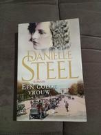 Danielle Steel - Een goede vrouw, Boeken, Gelezen, Danielle Steel, Ophalen of Verzenden, Amerika