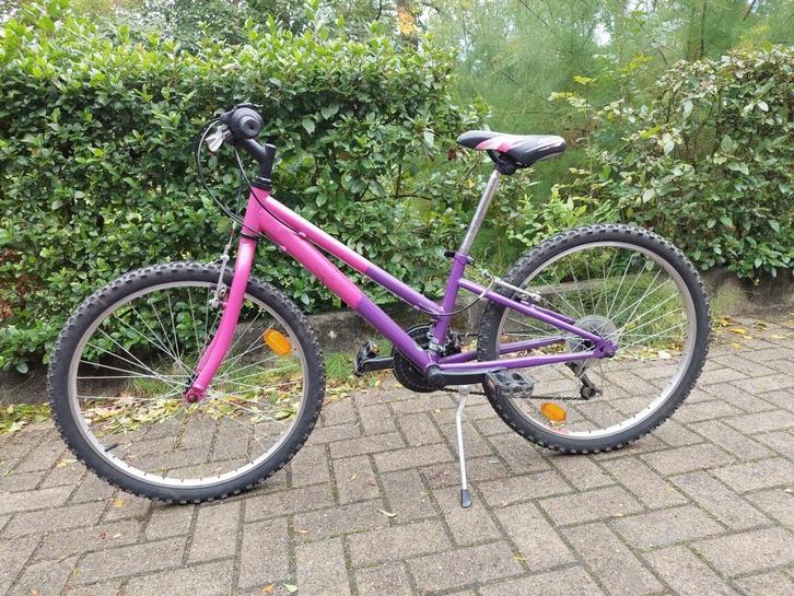 VTT junior 24 pouces - bon état - 70 euros, Vélos & Vélomoteurs, Vélos | Filles, Utilisé, 24 pouces, Vitesses, Enlèvement