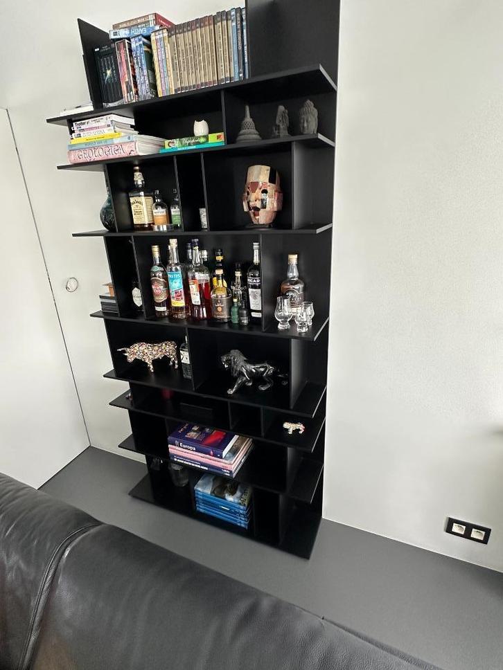 Design wandkast Wally van het merk Cattelan Italia, Huis en Inrichting, Kasten | Wandmeubels, Zo goed als nieuw, Ophalen