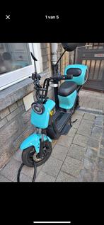Edrive scooter bijna nieuw, Fietsen en Brommers, Snorfietsen en Snorscooters, Ophalen, Zo goed als nieuw