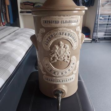 Waterfilter beschikbaar voor biedingen