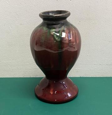 Thulin Art Deco vaas  beschikbaar voor biedingen