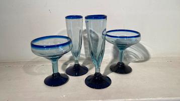 Handgeblazen glas beschikbaar voor biedingen