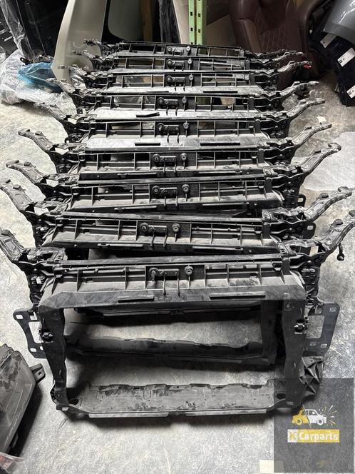 AUDI Q3 F3 FRONT RADIATEUR Voorfront 83A805594J -H, Auto-onderdelen, Carrosserie, Audi, Voor, Gebruikt