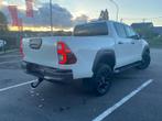 Toyota Hilux Double Cab 2.8 6AT Invincible, Autos, Toyota, 4 portes, Automatique, Hilux, Achat