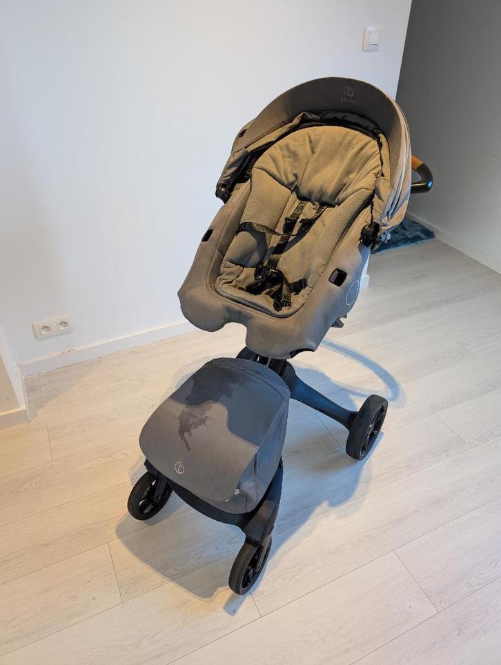 Stokke Xplory X kinderwagen + reiswieg + skateboard, Kinderen en Baby's, Kinderwagens en Combinaties, Zo goed als nieuw, Combiwagen