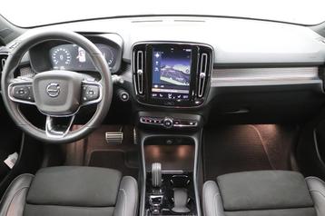 (2APG956) VOLVO XC40 beschikbaar voor biedingen