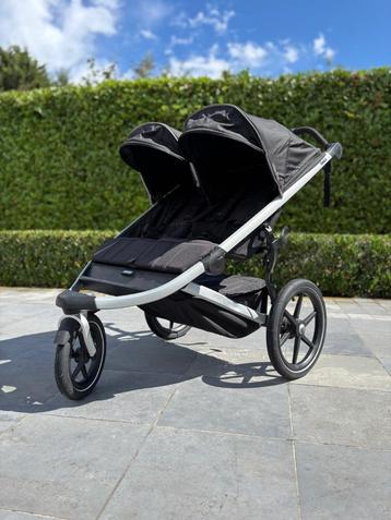 Thule Urban Glide 2 Double Jet Black, Enlèvement, Comme neuf, Autres marques, Ombrelle