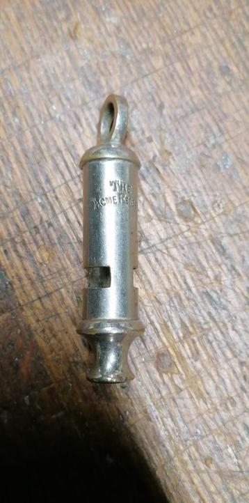 Sifflet militaire US army Américain WW2 ACME beschikbaar voor biedingen