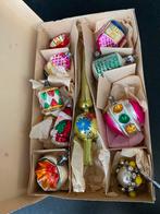 Vintage oude antieke kerstballen en piek in doos, Diversen, Kerst, Ophalen of Verzenden, Gebruikt