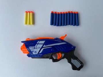 Super game Hot Fire Blaster geweer met pijltjes beschikbaar voor biedingen